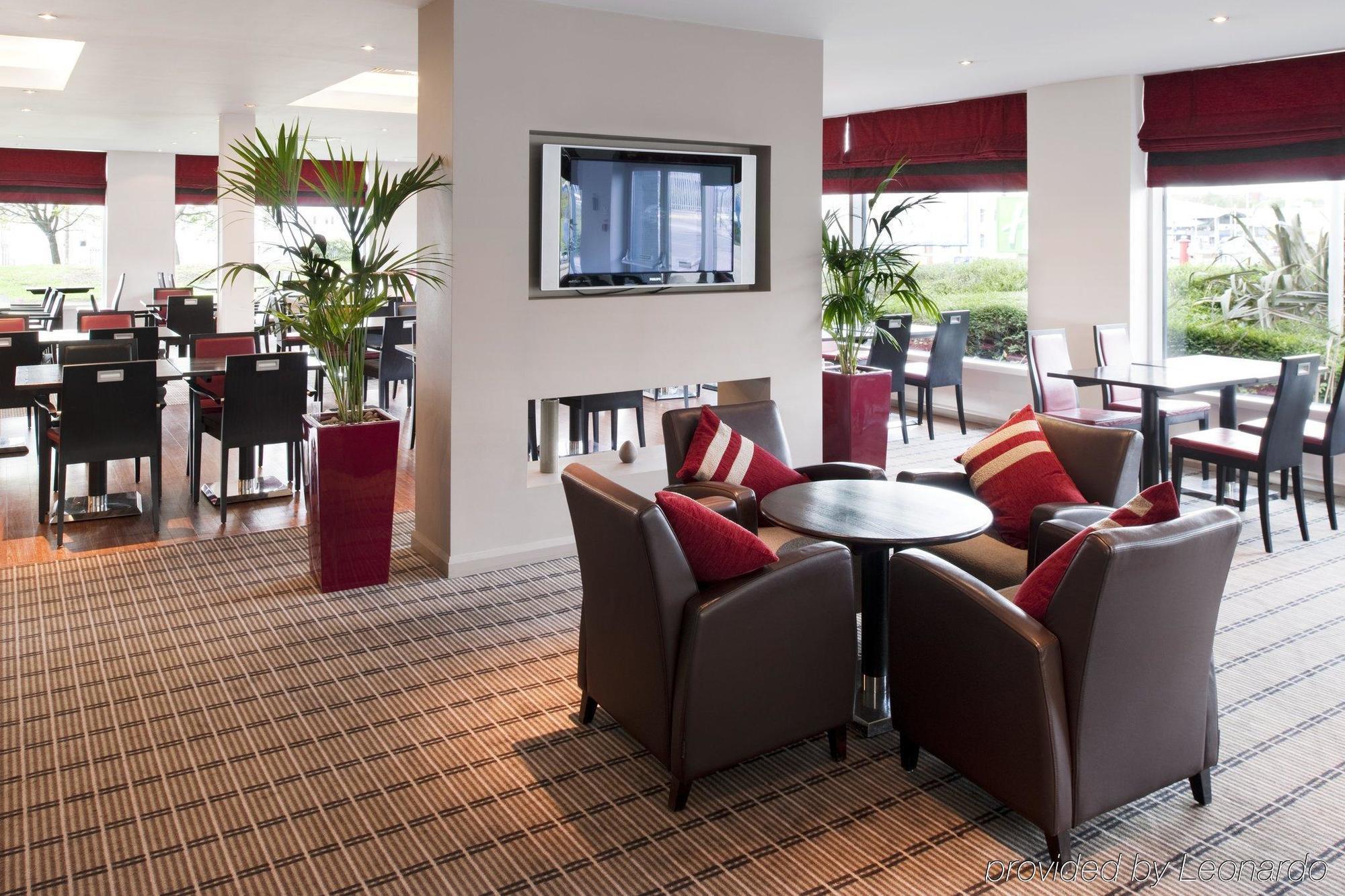 Holiday Inn Express Leeds City Centre By Ihg Exterior photo
